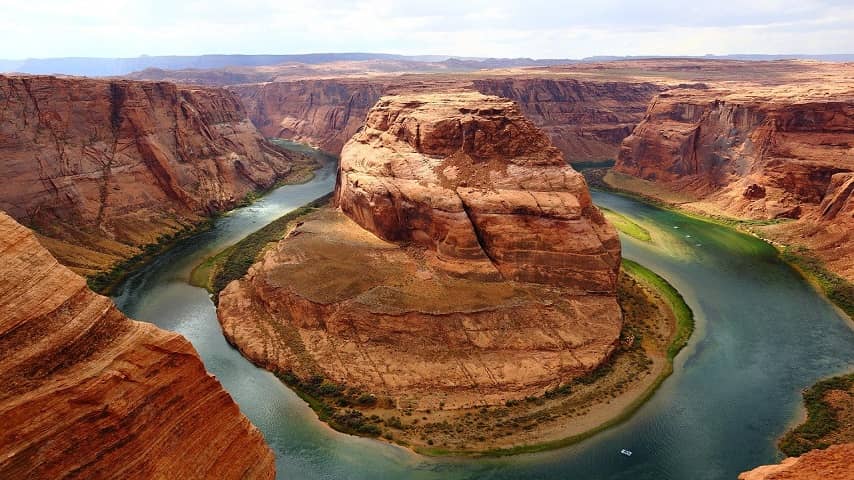 Top 10 Best Places to Travel Alone in the USA 2 Arizona