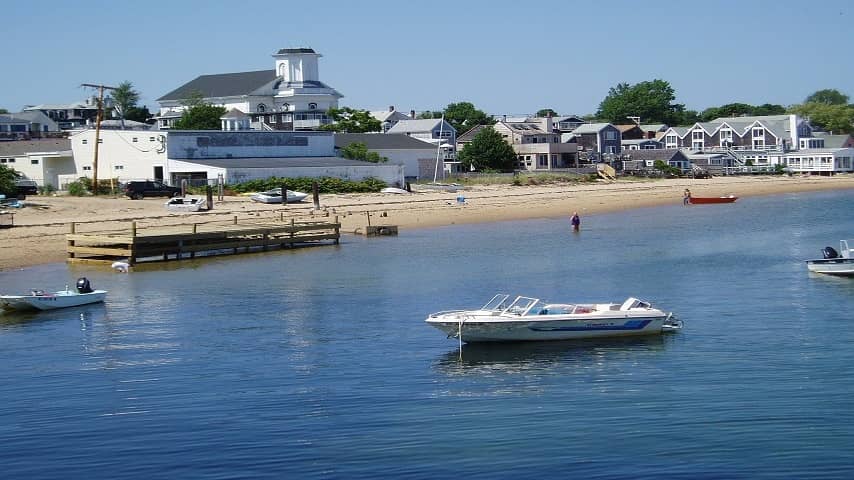 Top 10 Best Places to Travel Alone in the USA 9 Cape Cod, Massachusetts