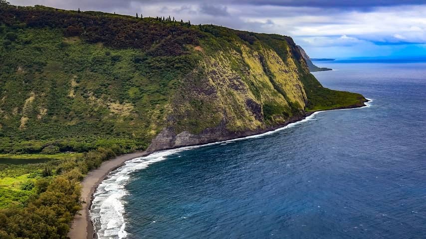 Top 10 Best Places to Travel Alone in the USA 6 The Big Island of Hawaii